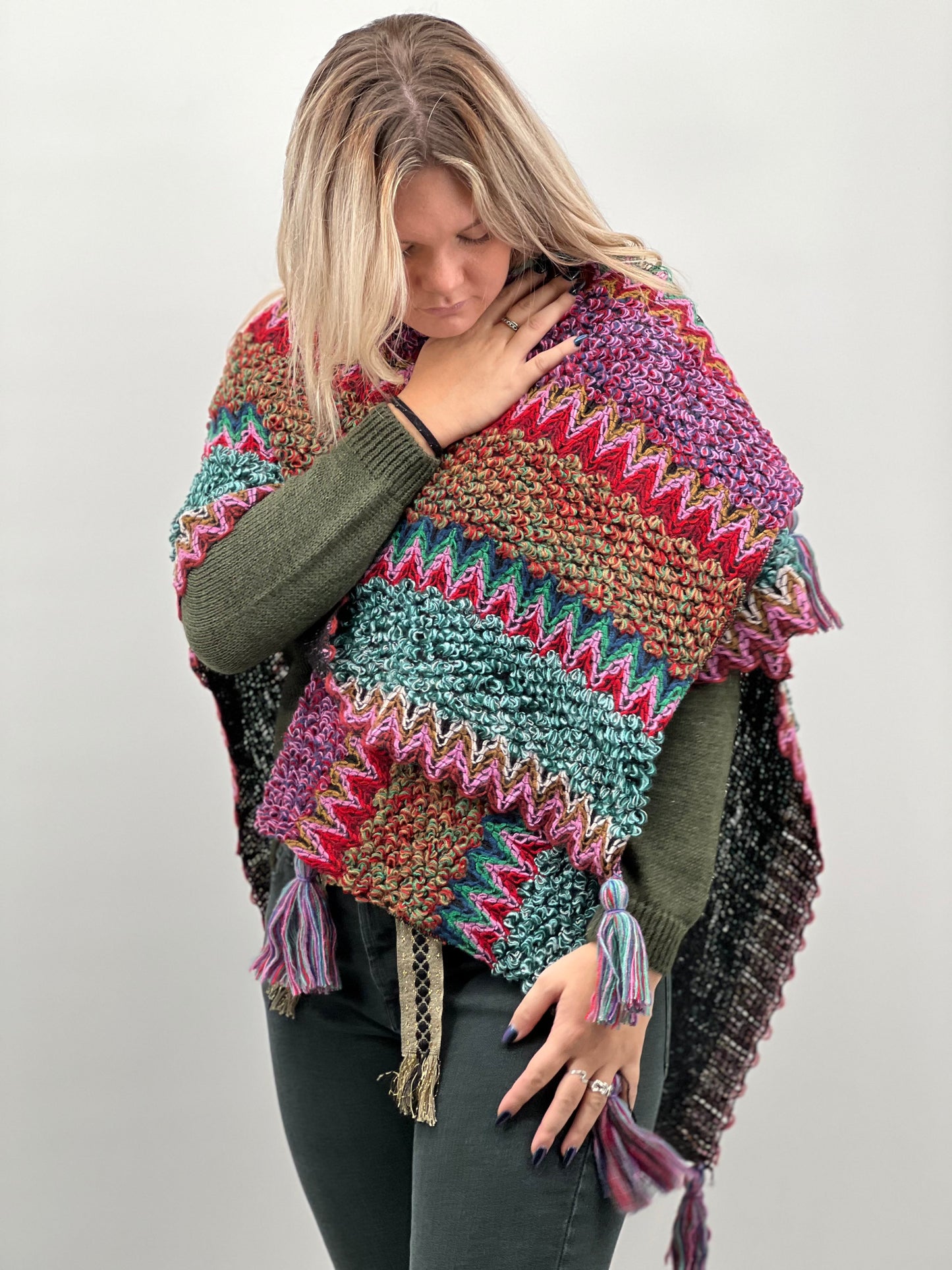Veste Poncho Crochet Cherry boutique Poncho Crochet Cherry boutique Cherryboutique