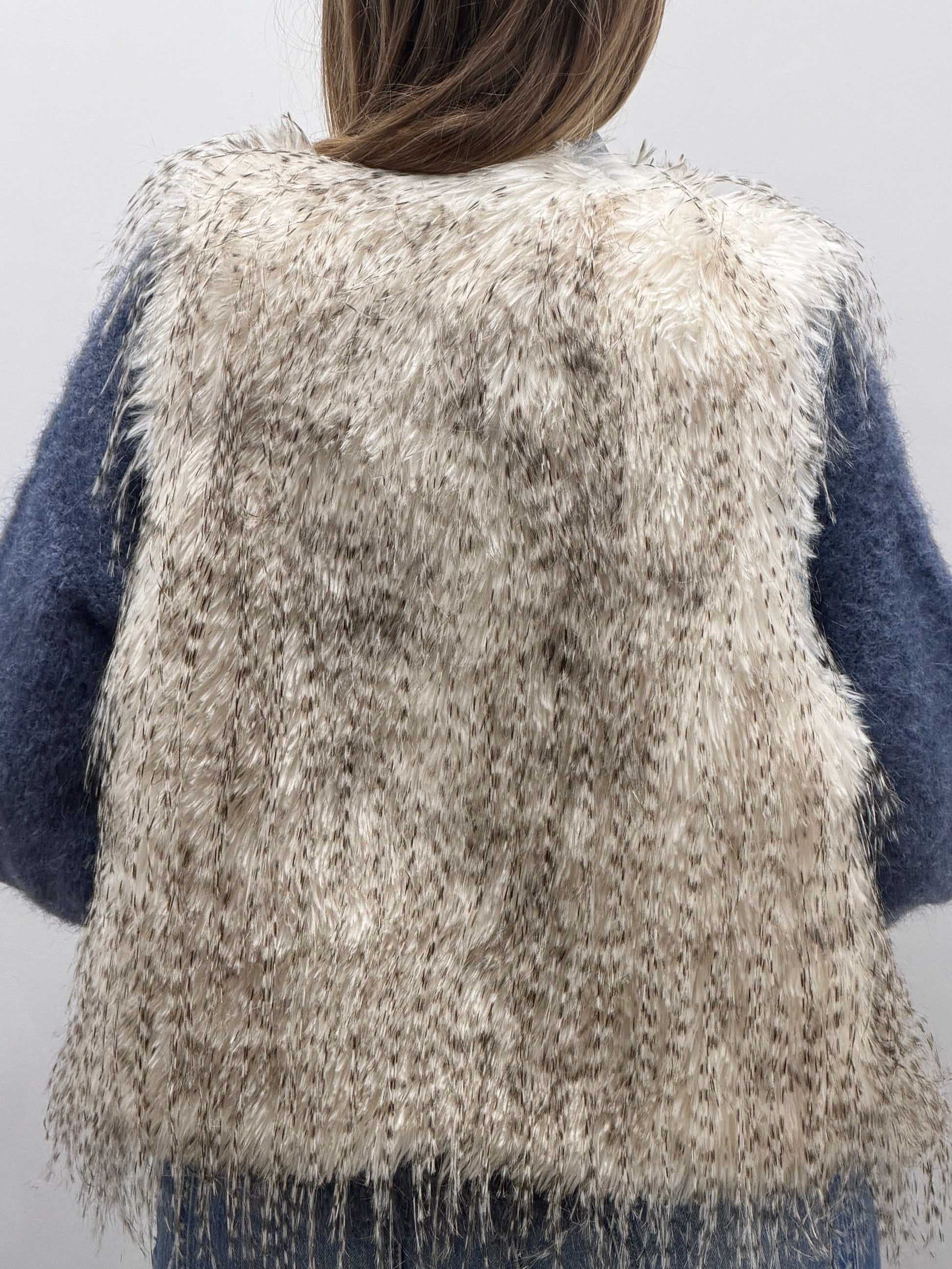 Fourrure sans manches Cherry Boutique Fourrure sans manches Cherry Boutique Cherryboutique