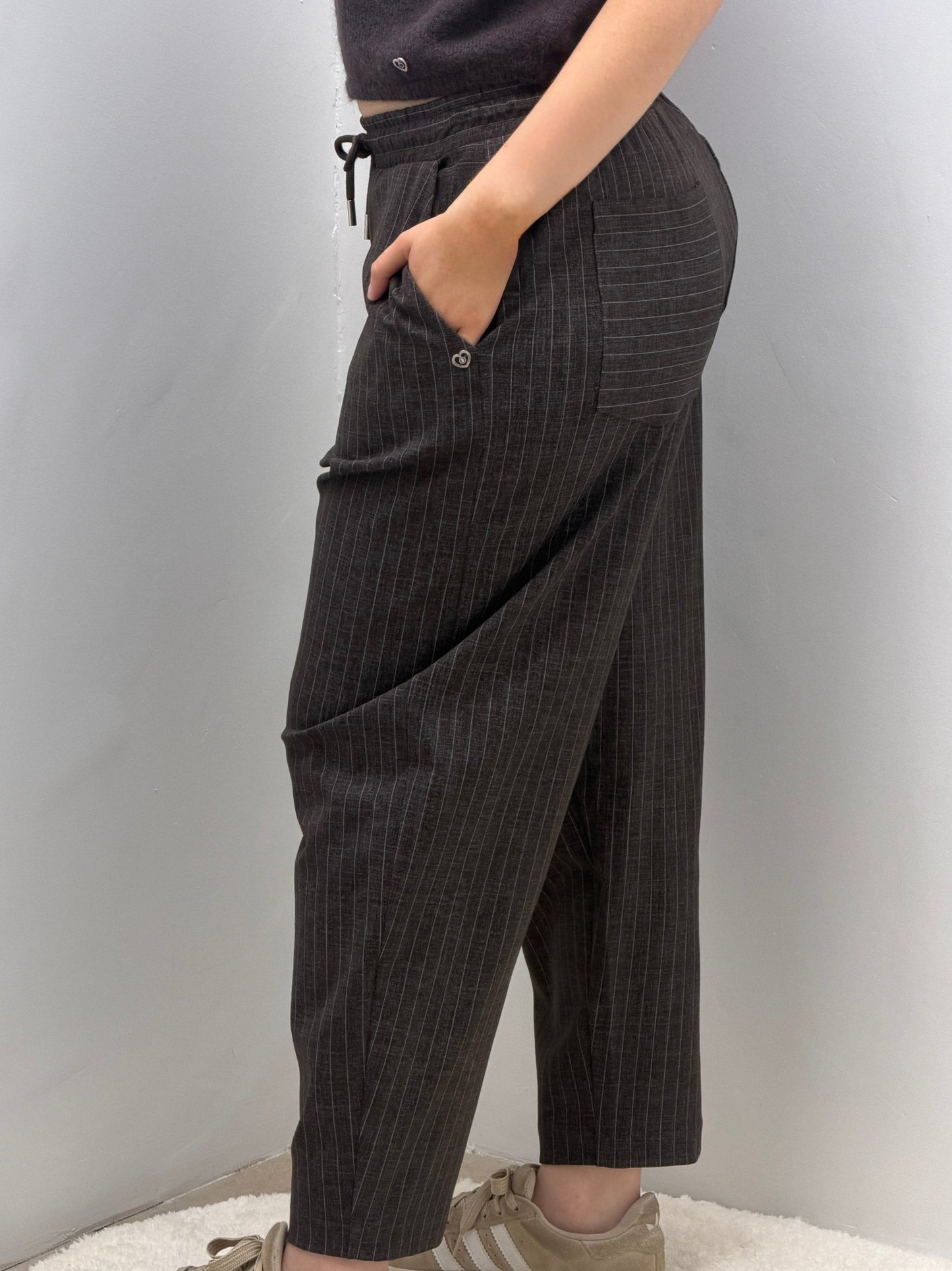 Pantalon à rayures PLEASE P3K1DLH000 Pantalon à rayures PLEASE P3K1DLH000 Cherryboutique