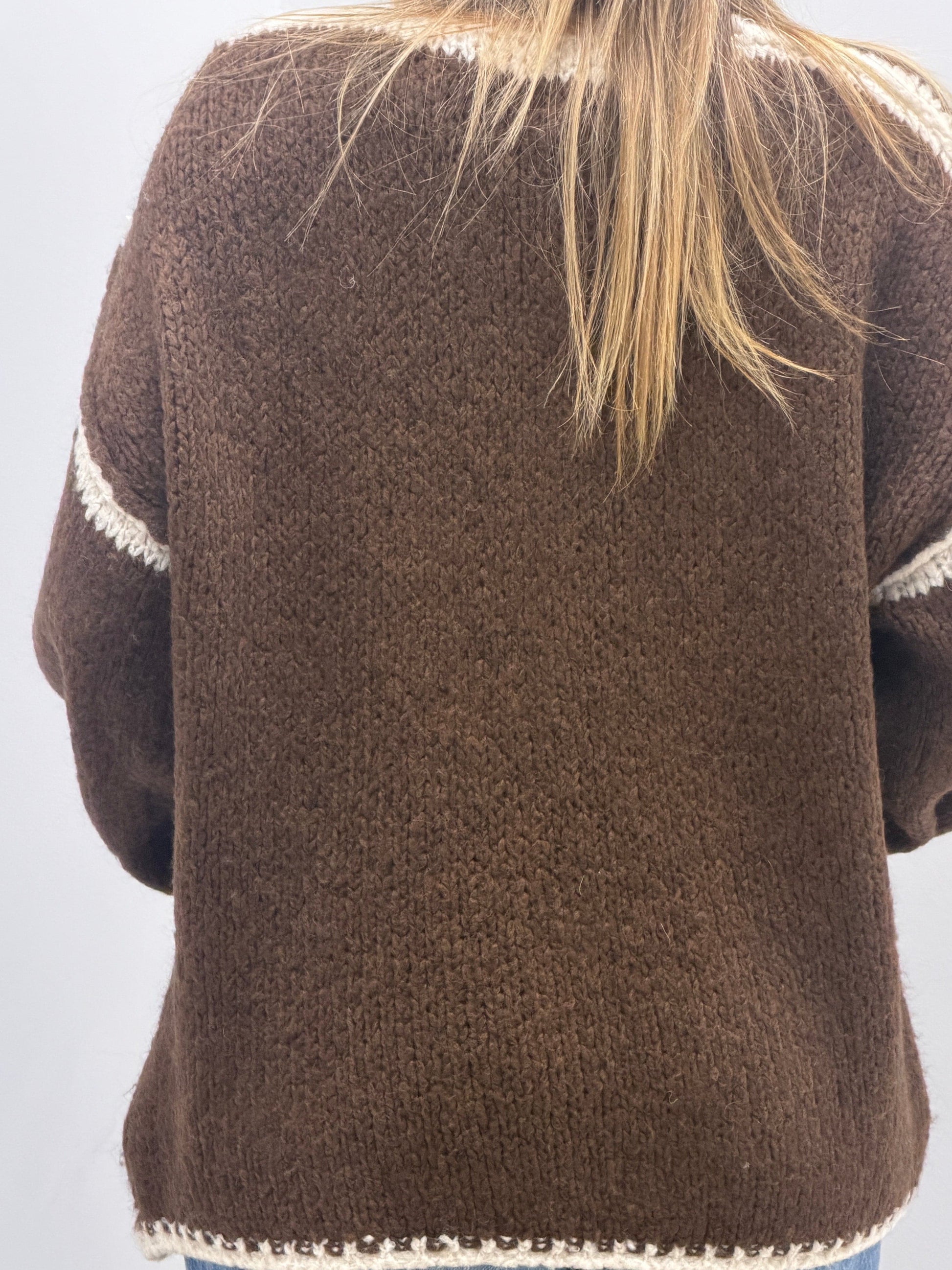 Pull col V taille unique Cherry Boutique - 3 coloris Pull col V taille unique Cherry Boutique - 3 coloris Cherryboutique