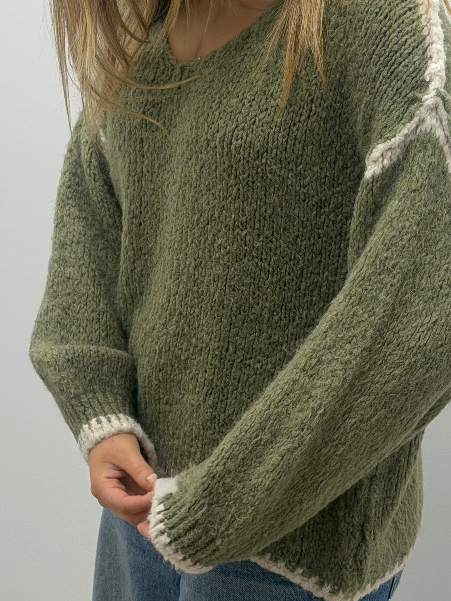 Pull col V taille unique Cherry Boutique - 3 coloris Pull col V taille unique Cherry Boutique - 3 coloris Cherryboutique