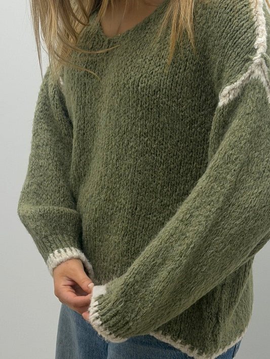 Pull col V taille unique Cherry Boutique - 3 coloris Pull col V taille unique Cherry Boutique - 3 coloris Cherryboutique