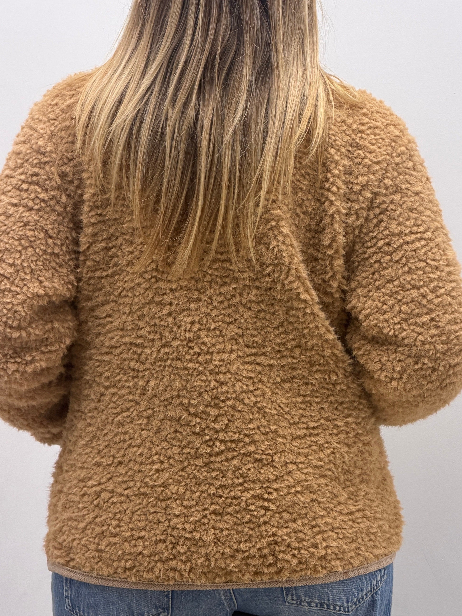 Veste moumoute taille unique Cherry Boutique Veste moumoute taille unique Cherry Boutique Cherryboutique