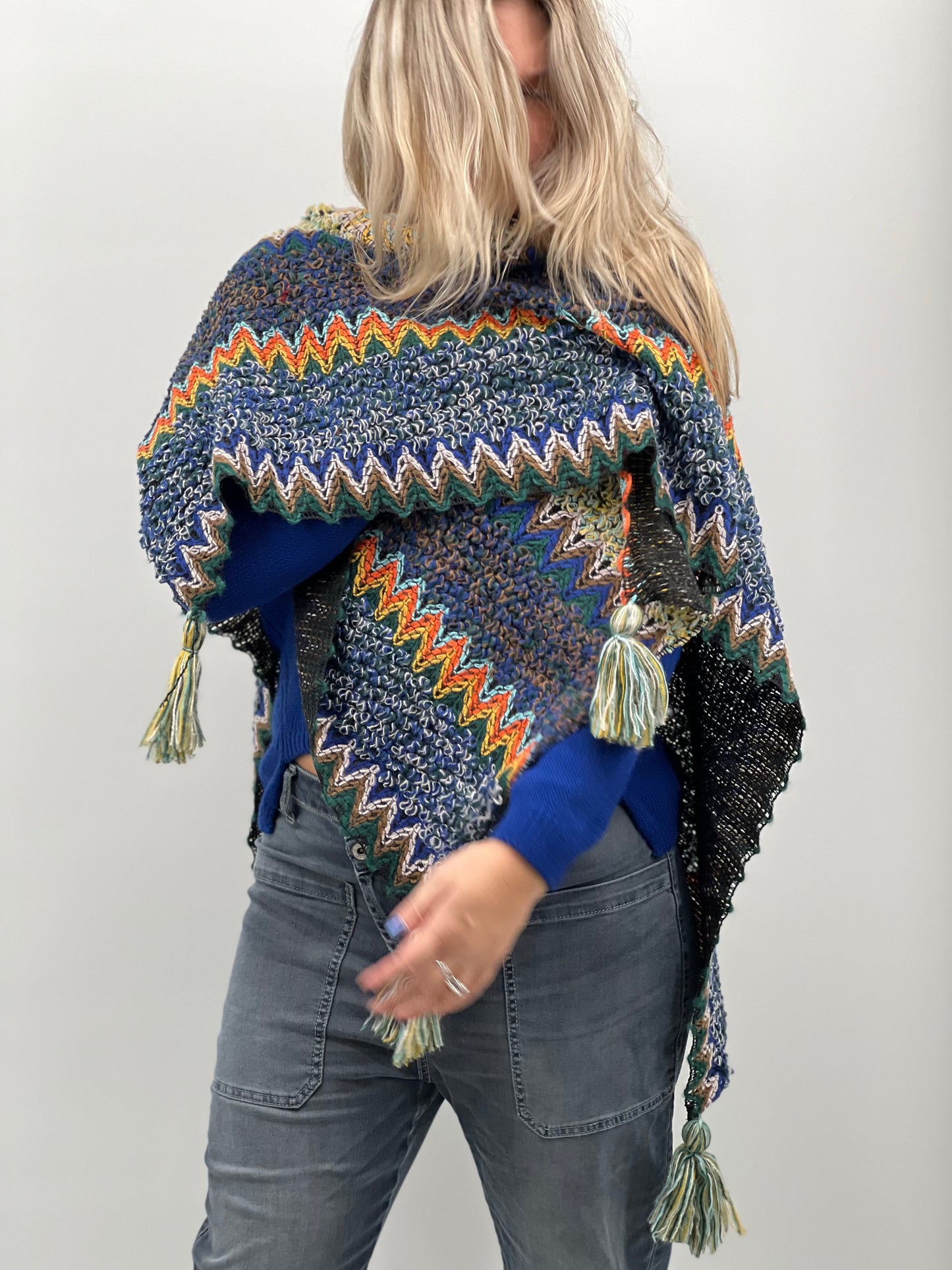 Veste Poncho Crochet Cherry boutique Poncho Crochet Cherry boutique Cherryboutique
