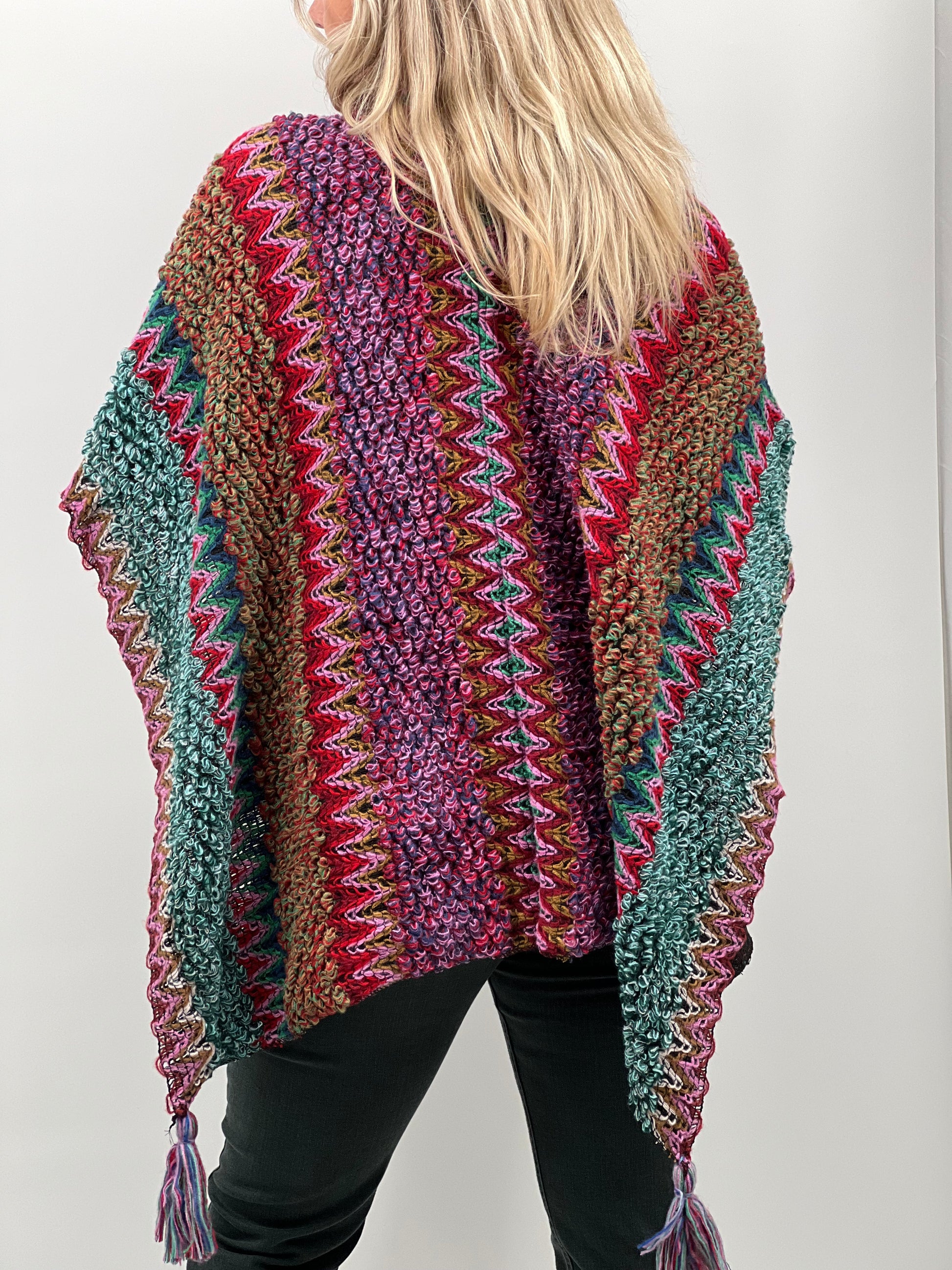 Veste Poncho Crochet Cherry boutique Poncho Crochet Cherry boutique Cherryboutique